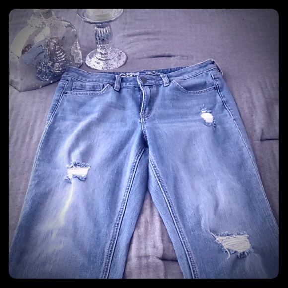Distressed high rise straight cropped jeans - Picture 1 of 4